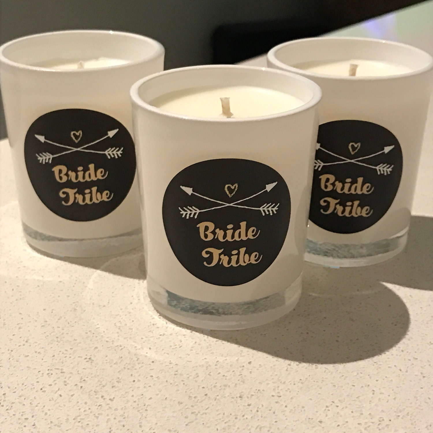 Remove guests from photo background?, image size:1500x1500