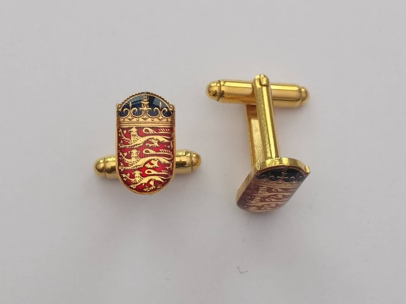 Enamelled Coin Cufflinks One Shilling Shield