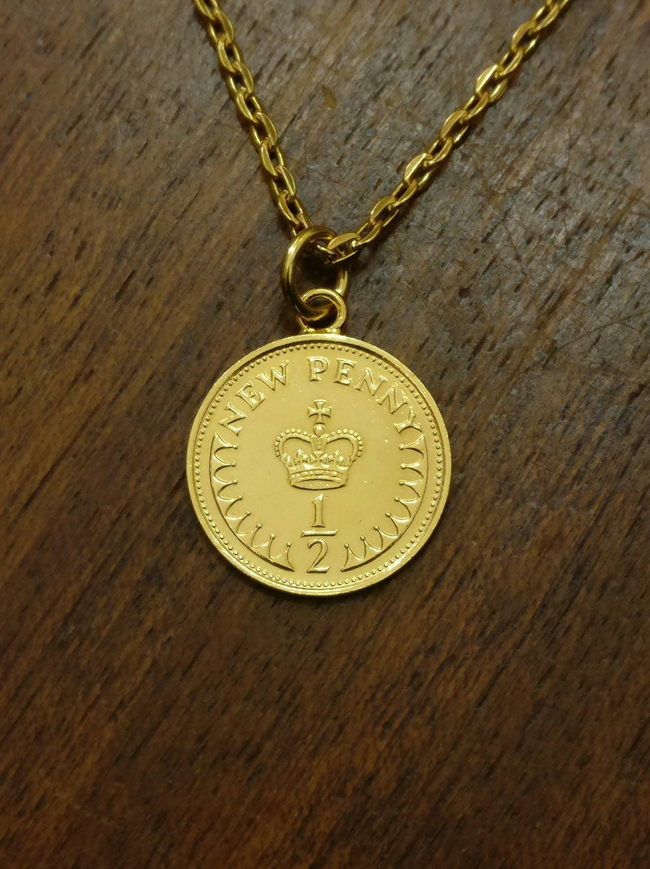 1976年ハーフペニー - 金メッキコインネックレス - Etsy 日本