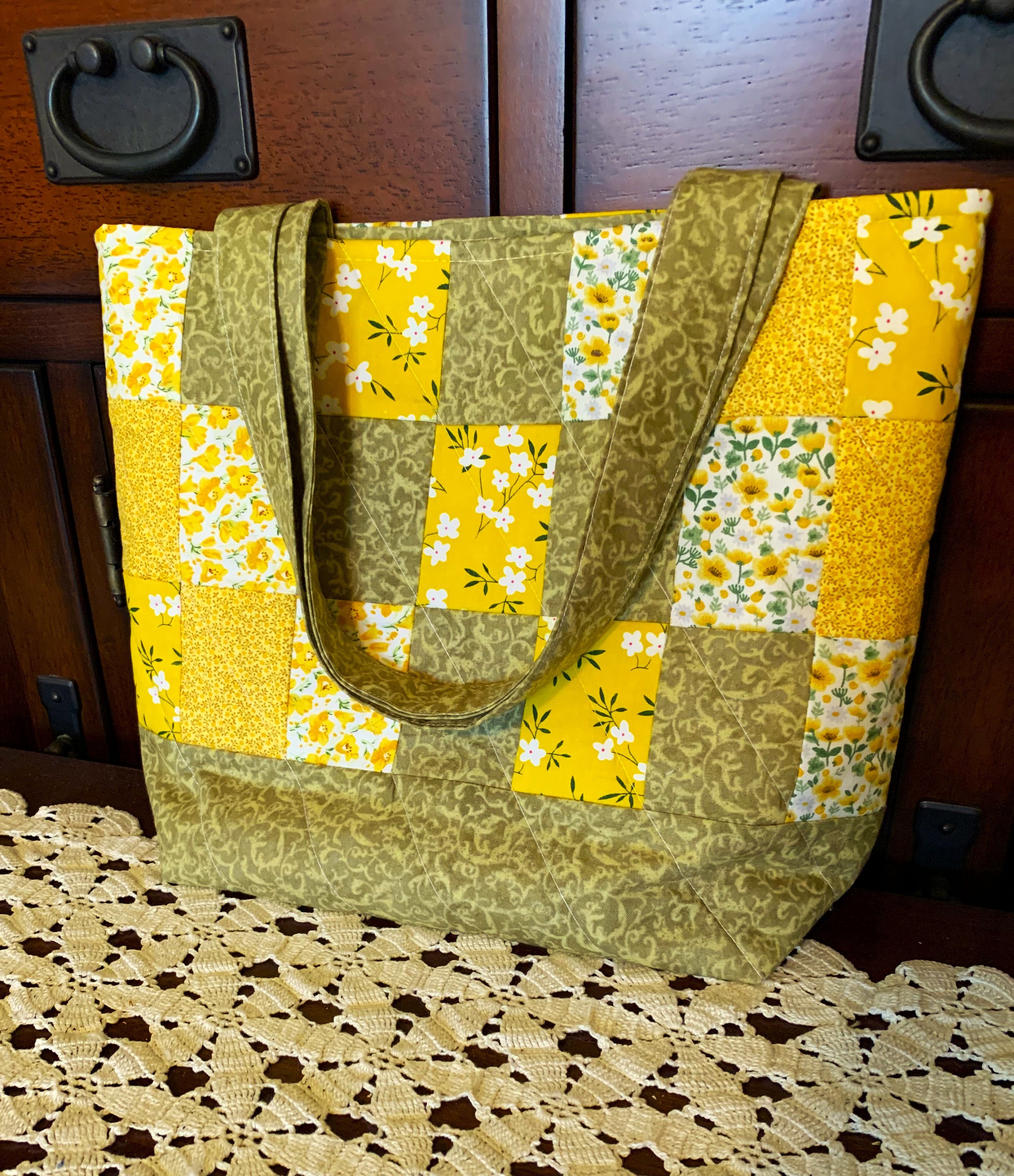 Green - Handmade 4 Pockets Quilted Jewellery Bag 04