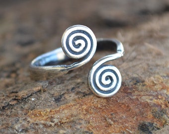 Meander zilveren ring, zilveren spiraalring, zilveren ring van de cirkel van het leven, zilveren ring van Maiandros