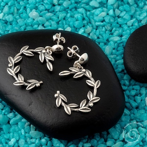 Olive Branch Curved Earrings, Sterling Silver Earrings, Olive tree branch earrings, Greek Jewelry, Silber Olivenzweig,olive leaf earrings