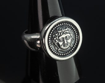 Medusa-zilveren ring, Gorgon-zilveren ring