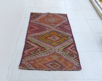Vintage Turkish Kilim Rug: Handwoven Wool Doormat (3.4x2.2 ft)