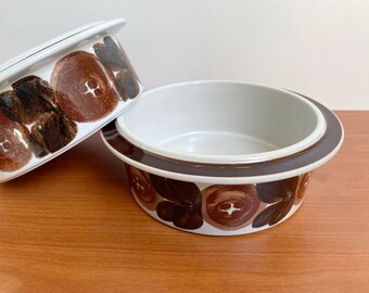 Arabia Sinilehti Large Tea Cup and Saucer, Designed by Arabia Sinilehti Large Tea Cup and Saucer, Designed by