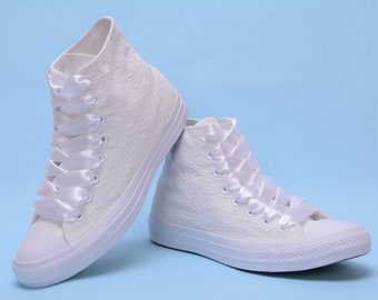 Zapatillas Converse de caña alta personalizadas para bodas, Converse de caña alta con encaje para novias, Zapatillas Converse personalizadas para novias, Zapatillas Chuck Taylor para bodas