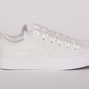 Elfenbein Glitzer Hochzeit Schuhe für die Braut, Elfenbein Glitzer Converse für die Braut, Ehrfürchtige Brautschuhe für Zielhochzeit Bild 4