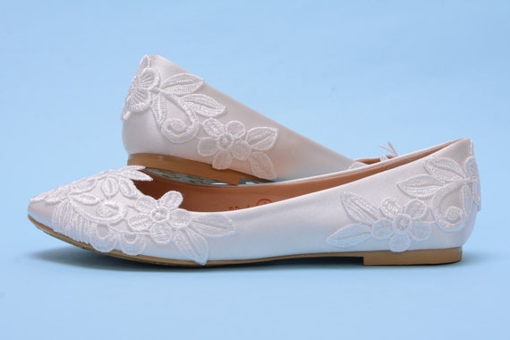 white lace ballet pumps