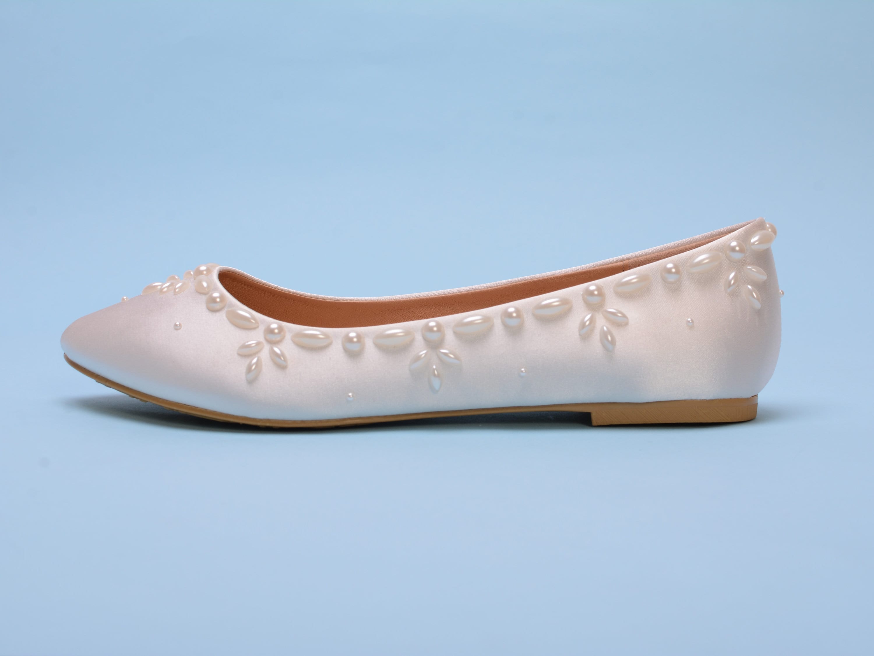 ivory pointed flats