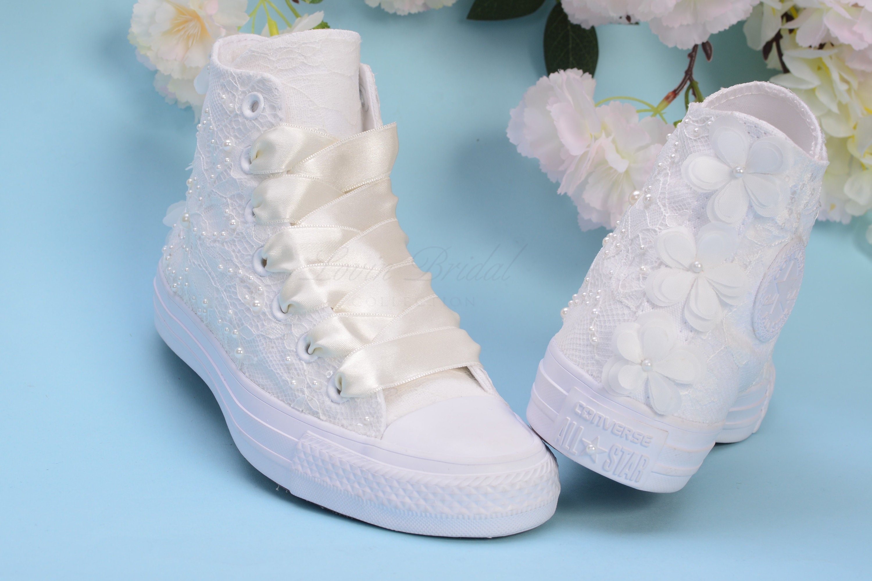 Estacionario cavidad Adaptación Luxury Lace Ivory Wedding Converse High Top Custom Converse - Etsy México