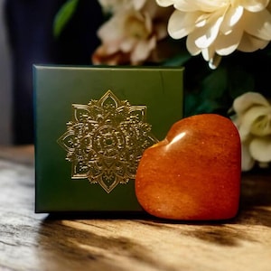 Red Aventurine Heart Crystal: Energy, Creativity, Grounding (Gift Box)