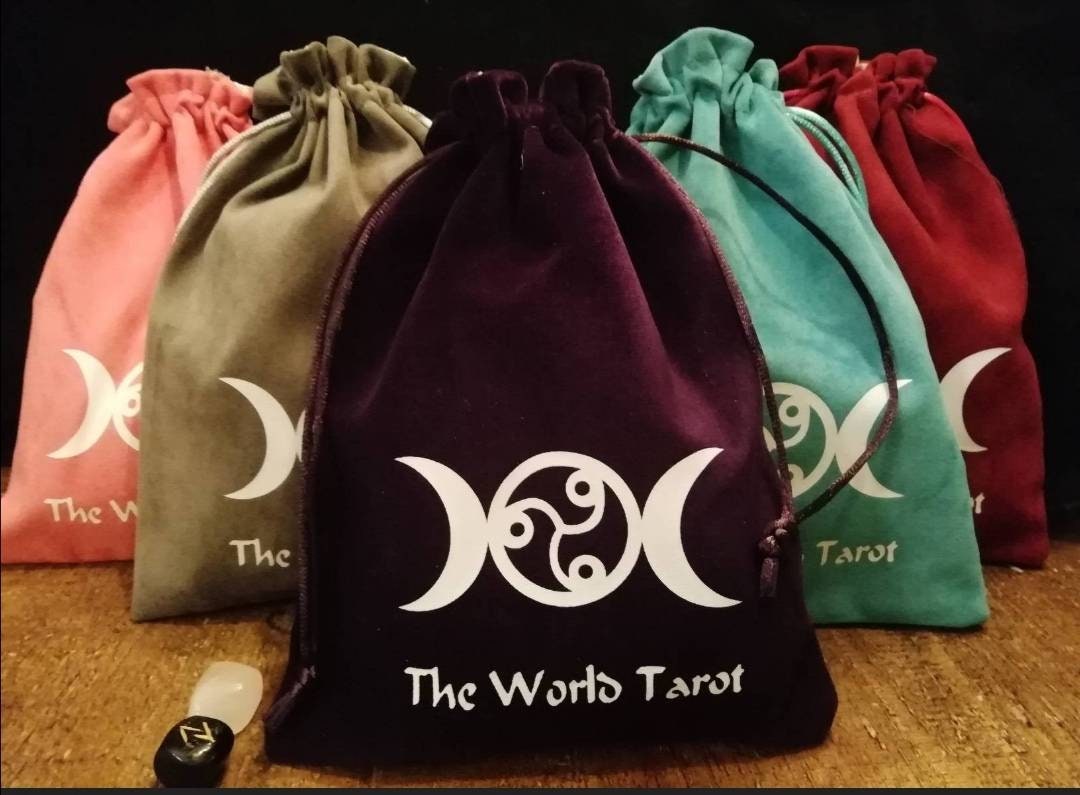 Tarot Card Deck Gift Set – 78 Cards, Book, Bag, and Handcrafted Box – Perfect Christmas Gift for Her