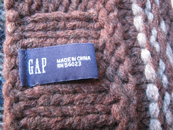 Old School Gap Scarf - image 4