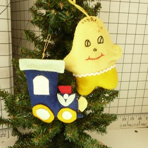 Felt Christmas ornaments, Star, Train, child&#39;s tree, nursery decor