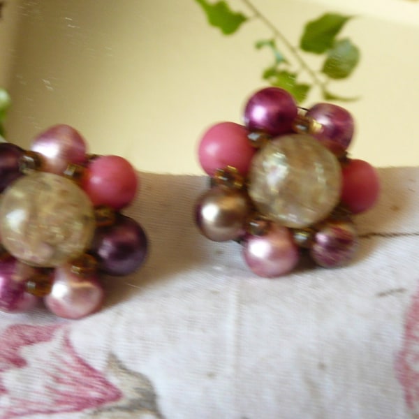 Vintage Japan Beaded earrings, clip on earrings, pink, purple