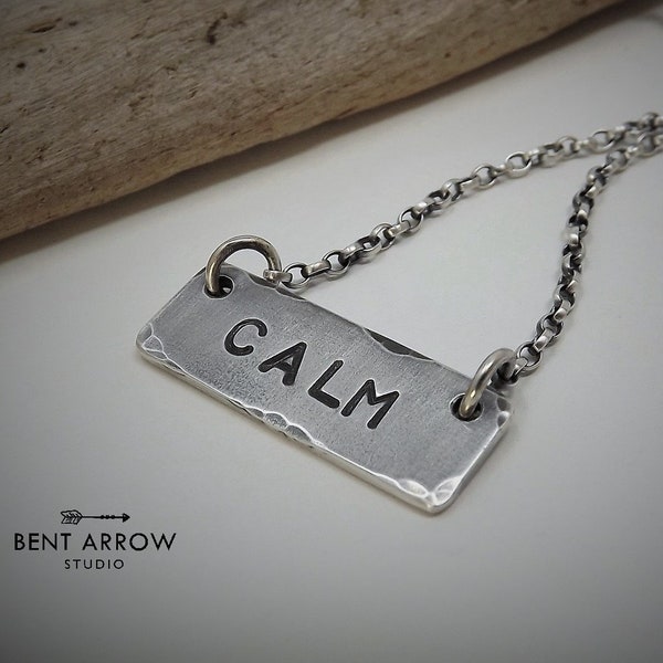 Collier CALM en argent, collier pleine conscience, collier méditation, respire, relax, collier anxiété, bouddhisme, cadeau pour elle, zen, estampillé