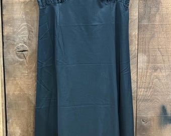 Vintage 1950 Full Slip Nylon Made in USA Van RAALTE SUAVETTE Black Lace Nightgown Lingerie 32