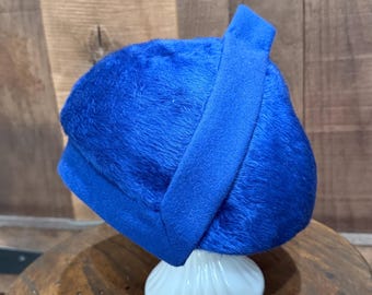 vintage Hattie Carnegie Original Musketeer royal blue faux fur hat, body made in Austria. Purchased Luca in Pittsburgh