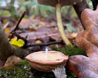 5 Walnuss-Bienenwachskerzen in Gold, Gelb, Weiß, Perlmutt oder Champagner. Ein süßes kleines Geschenk aus der Natur, handgefertigt und nachhaltig.