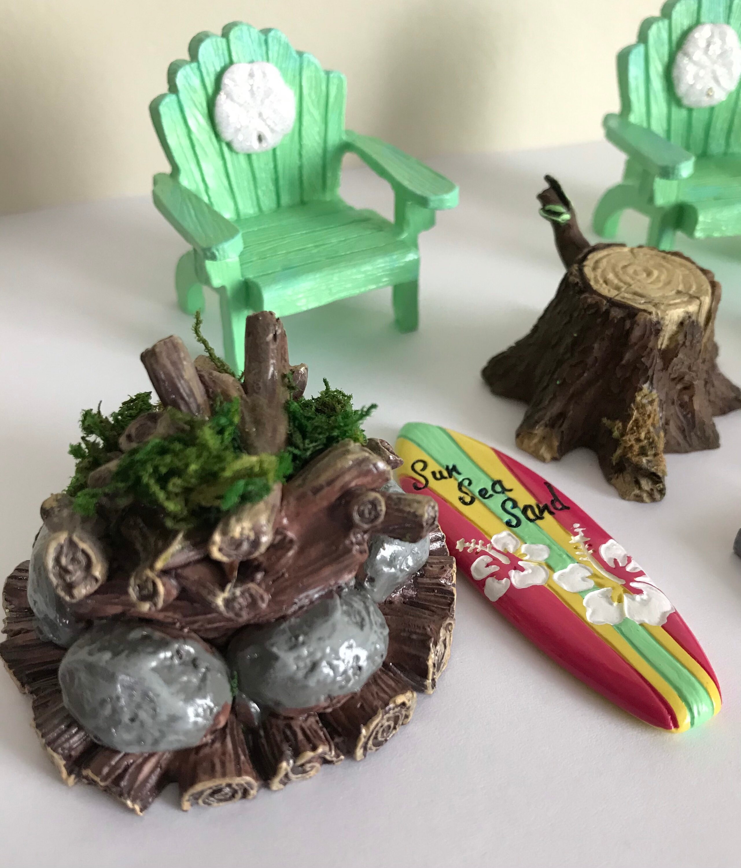 10 Piece Miniature Beach Themed Figurine Set Resin Miniatures Etsy