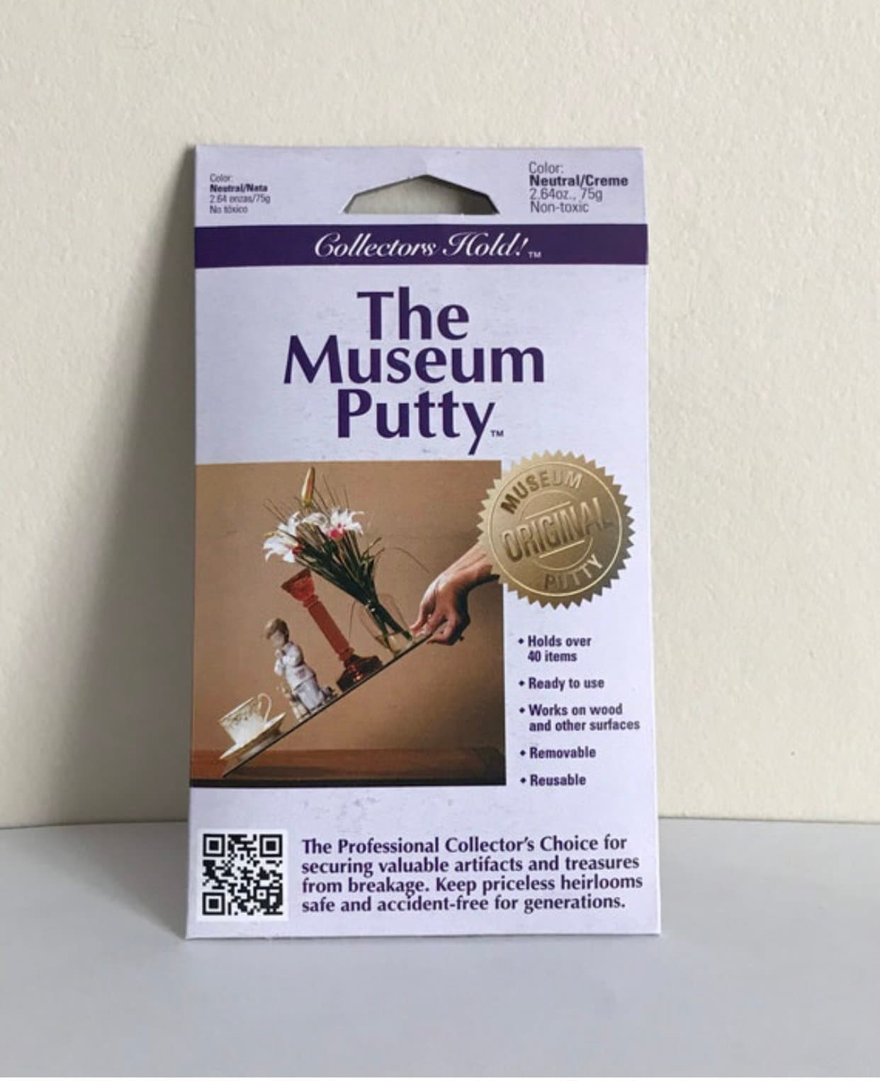 Collectors Hold! Museum Putty
