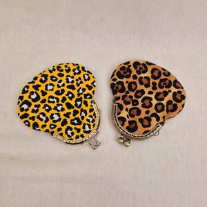 Handmade Leopard Print Kiss Clasp Coin Purse: Bronze Frame