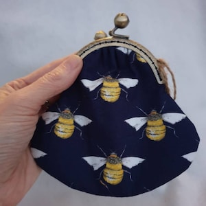 Navy Blue Bumble Bee Coin Purse/Kiss Clasp Coin Purse/Small Change Purse/Money Purse/Medium Coin Purse/Card Purse/Bee Purse/Bumblebee Purse