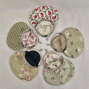 Porta-moedas/Porta-moedas/Porta-moldura/Carteira/Bolsa com fecho verde Kiss/Bolsa para fones de ouvido/Bolsa verde/Bolsa com fecho Kiss/Bolsa para terço