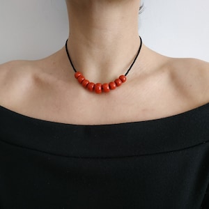 Minimalism Coral Jewelry, Red Coral Beads, Minimalist Necklace, Stand With Ukraine, Coral and Glass Beads Choker, Glass Beaded Jewellery