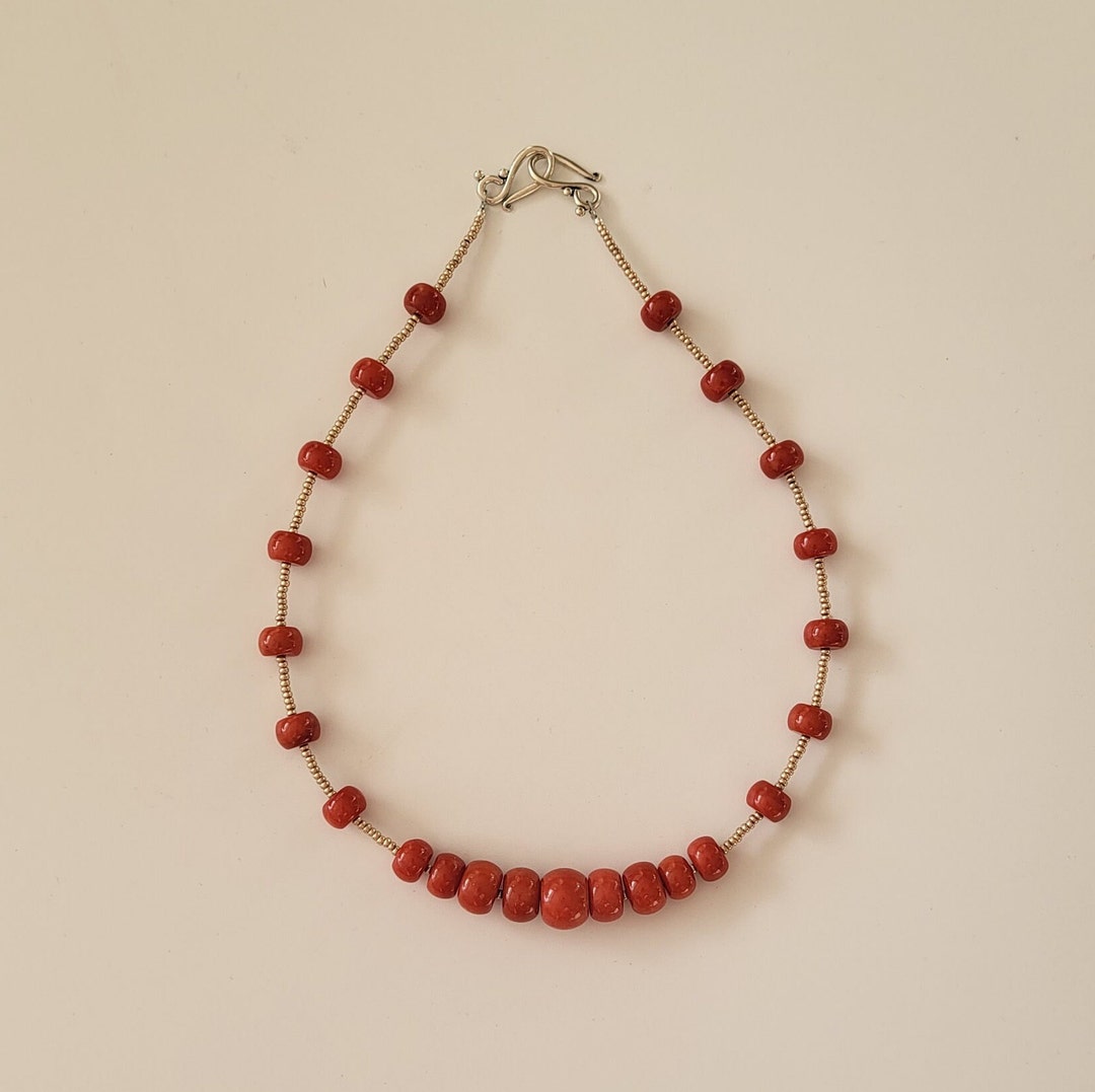 Collier perles de corail et perles d'or ciselées - Bijoux anciens