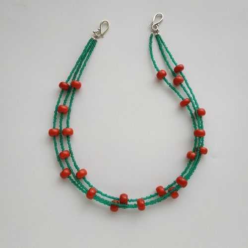 Collier de perles de verre et de corail, style ethnique ukrainien, tour de cou estival