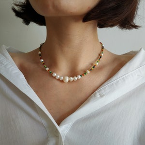 Echte barokke parelketting, kleurrijke zomersieraden met kralen, trendy parelketting!