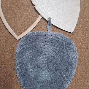 Macrame Feather/Leaf Template 5x7 for cutting the perfect cut
