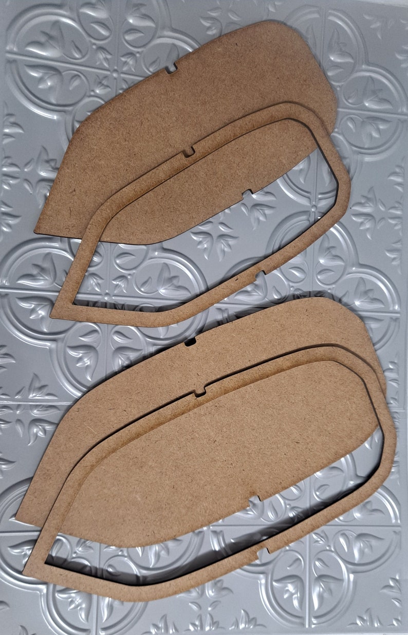 Nagel Stempelplatten Set - 4 Stück Mit Peking-Oper & Feder Motiven Für Nail Art DIY