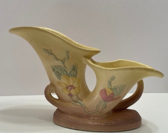 Hull Art vase USA Magnolia double cornucopia vase