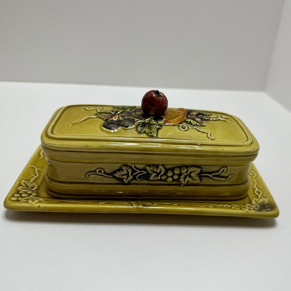 George Z Lefton vintage butter dish grapes decor and mustard yellow color