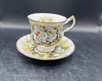 Paragon Marlborough White Swan Roses teacup and saucer