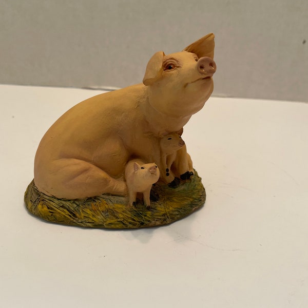 Pig and piglets figurine Ansley Mastercraft hand painted