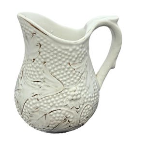 White stippled pitcher leaves and berries pre-revolutionary Russia Budy Faience Factory