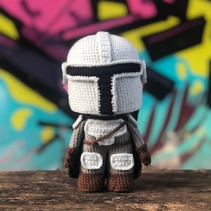 Galactic Warrior Bounty Hunter Crochet Pattern, Sci-fi TV Series Amigurumi, Tutorial PDF File by Chonkarumi