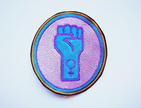 Embroidered patches in thread size 10x8 cm feminism fist. 4 colors (Bright threads)