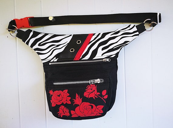 Waist strap or crossbody bag. Handmade printed fabrics. 100% handmade. Combination of White Zebra and Roses