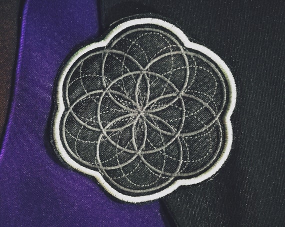 Embroidered Patch Flower of Life Grey Tone and Bright Grey White border. Size approx 9 cm.