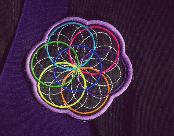 Embroidered Patch Flower of Life Colors 9 colors. Size approx 10 cm.