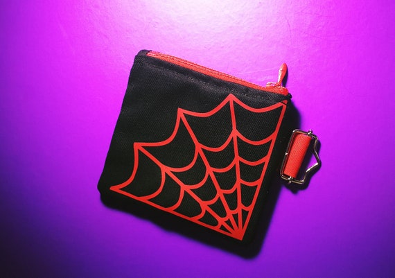 Wallets / mini cotton bag. Cobweb print Confection and 100% handmade print. Plastic Zipper Closure.