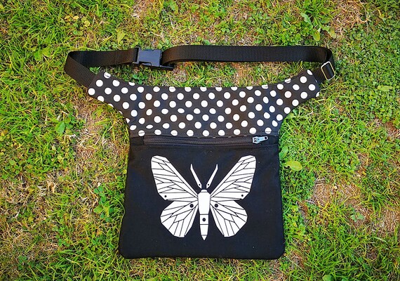 Waist and purse. 2 big pockets. Polka dot fabric with applied image in vinyl HipBag waist size to your measurement