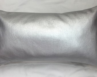 decorazioni per la casaCopricuscini in similpelle argentata, Cuscino in similpelle metallizzata, cuscino decorativo per divano, cuscino decorativo argentato