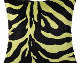 Zebramönstrad kudde, djurtryck, grönt och svart örngott, grön tigerkudde, designertryck, safaridjurtryck, djungelkudde