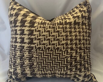 Brown pillow cover, Houndstooth look pillow ,Brown Throw pillow, Chocolate brown Houndstooth pillow cover, Brown pillow coverHome Decor