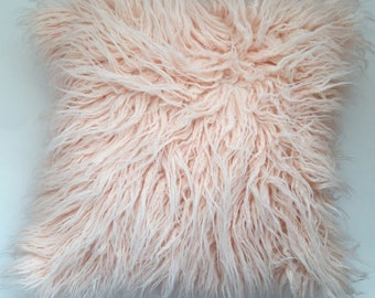 Almohada de piel sintética, funda de almohada color melocotón, almohada rosa melocotón, almohada decorativa, regalo para ella, decoración del hogar, piel sintética de Mongolia, cojín rosa melocotón